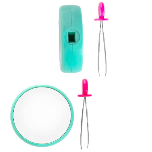 Espejo de aumento 12X CONAIR con pinza para depilar
